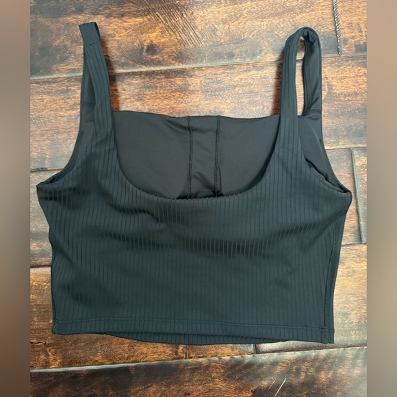 Vuori Inversion Black Ribbed Tank - Picture 4 of 5